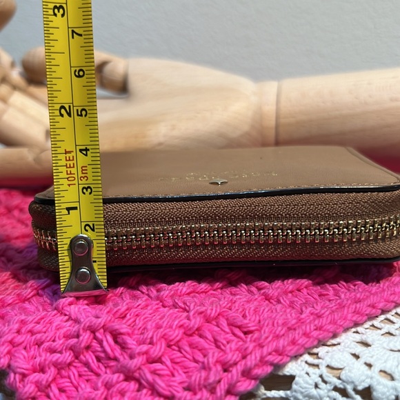 Kate Spade leather card holder - Picture 11 of 11